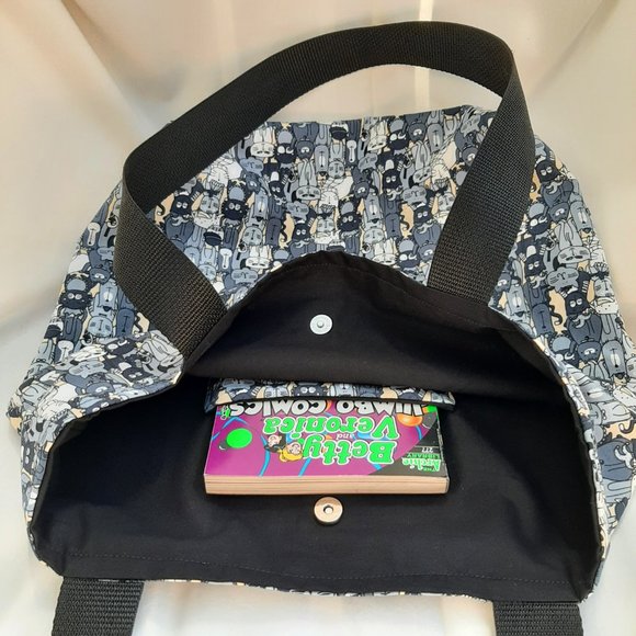 Handmade Cats Tote bag with pocket - Picture 2 of 2